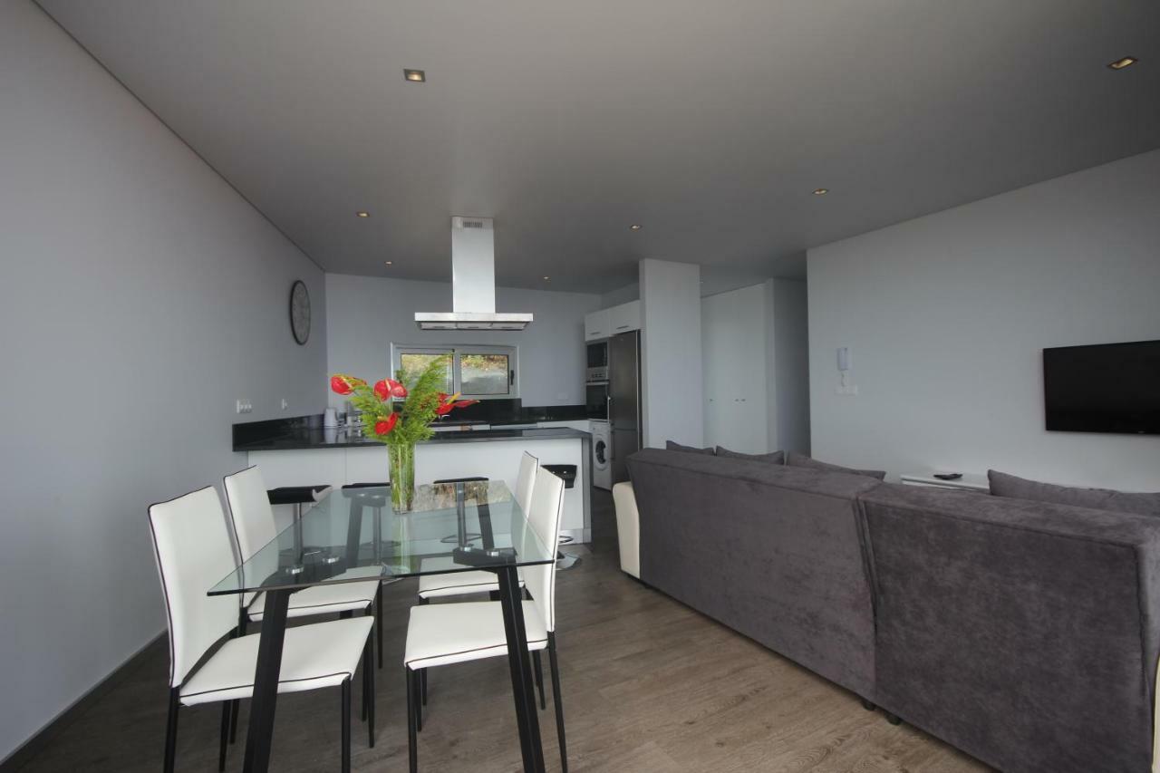 Villa Pinheira II Estreito Da Calheta ภายนอก รูปภาพ