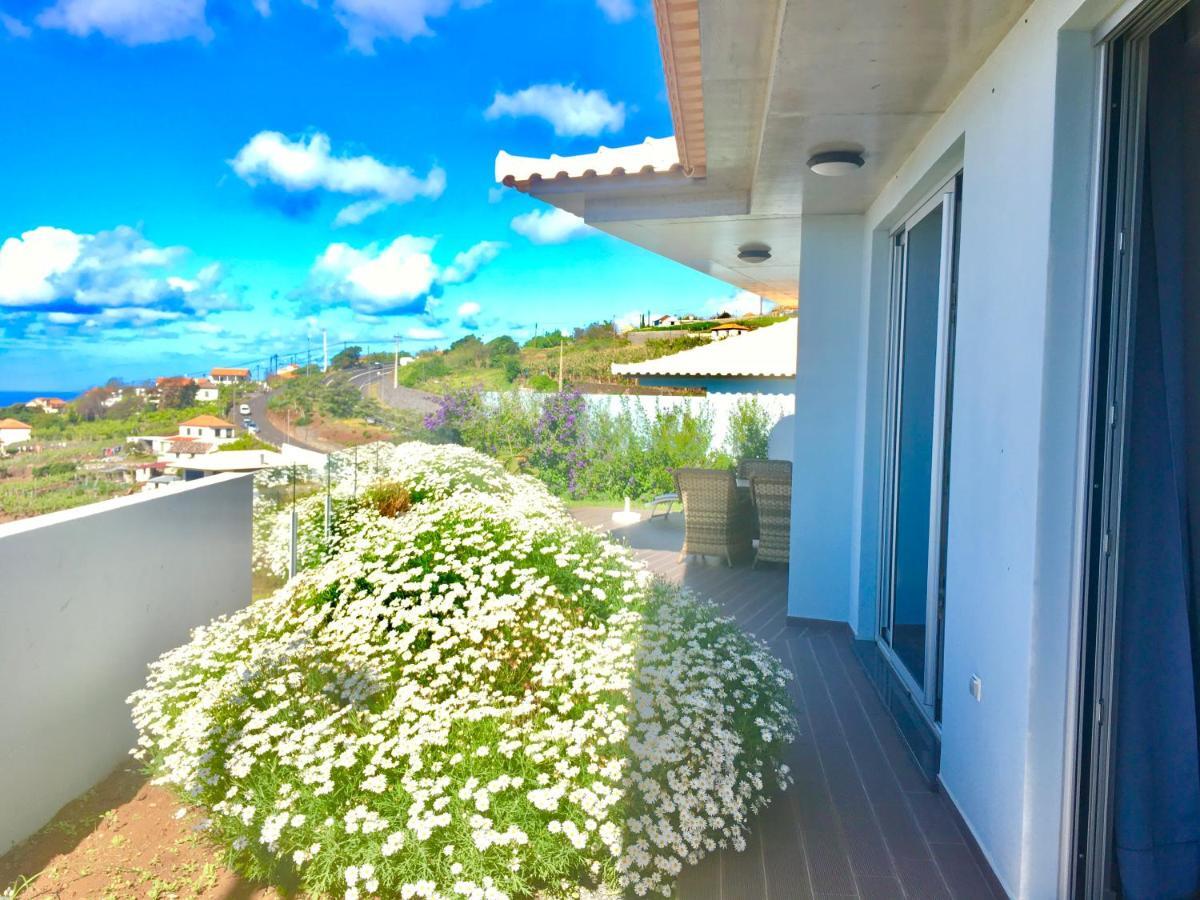 Villa Pinheira II Estreito Da Calheta ภายนอก รูปภาพ